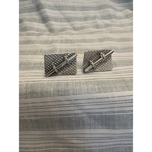 Vintage Cufflinks Cuff Links Silver Tone Design L#42 LARGE - Picture 1 of 4